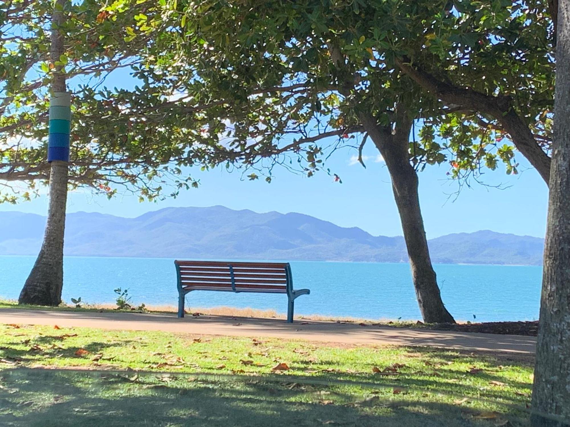 Shambhala Retreat Magnetic Island Cottages 넬리베이 외부 사진